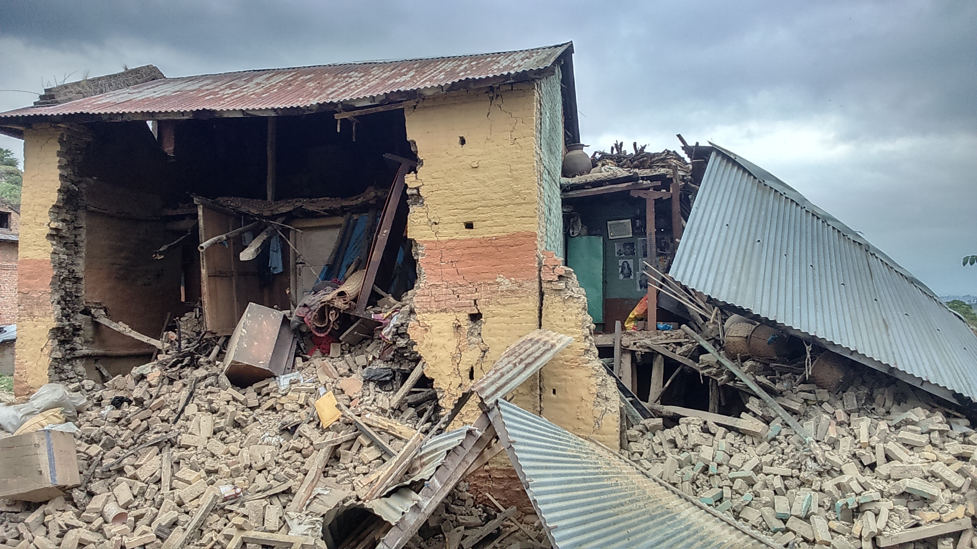 House destroyed by Nepalese quake