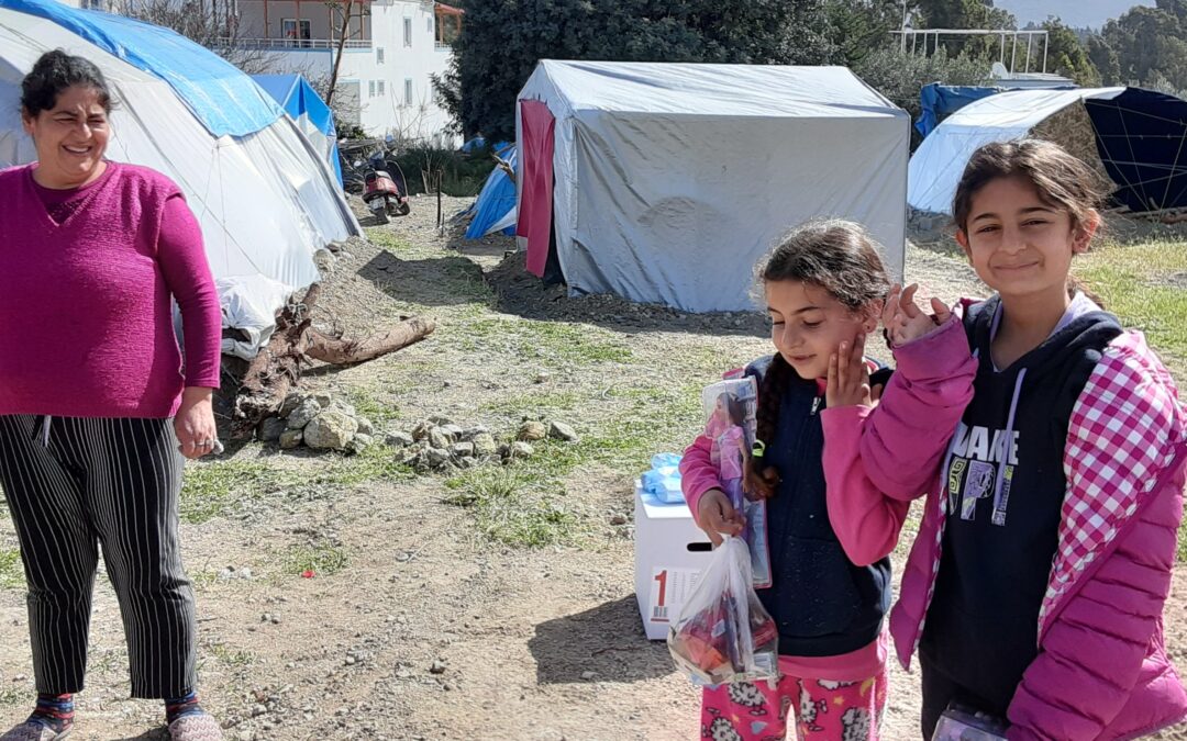 Helping Turkey earthquake survivors